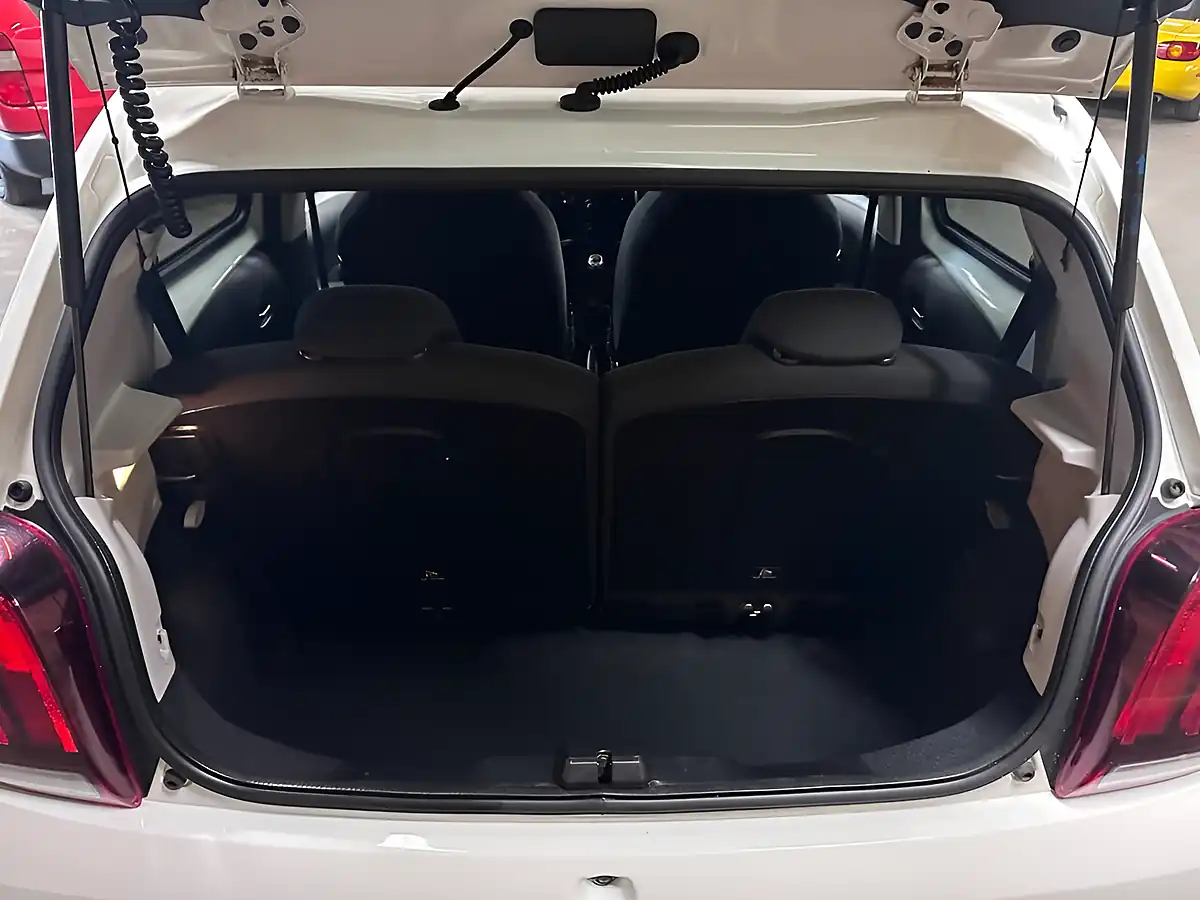 Used 2017 Peugeot 108 Allure White - Interior and Exterior details 20