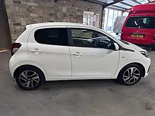 Used 2017 Peugeot 108 Allure White - Interior and Exterior details 6