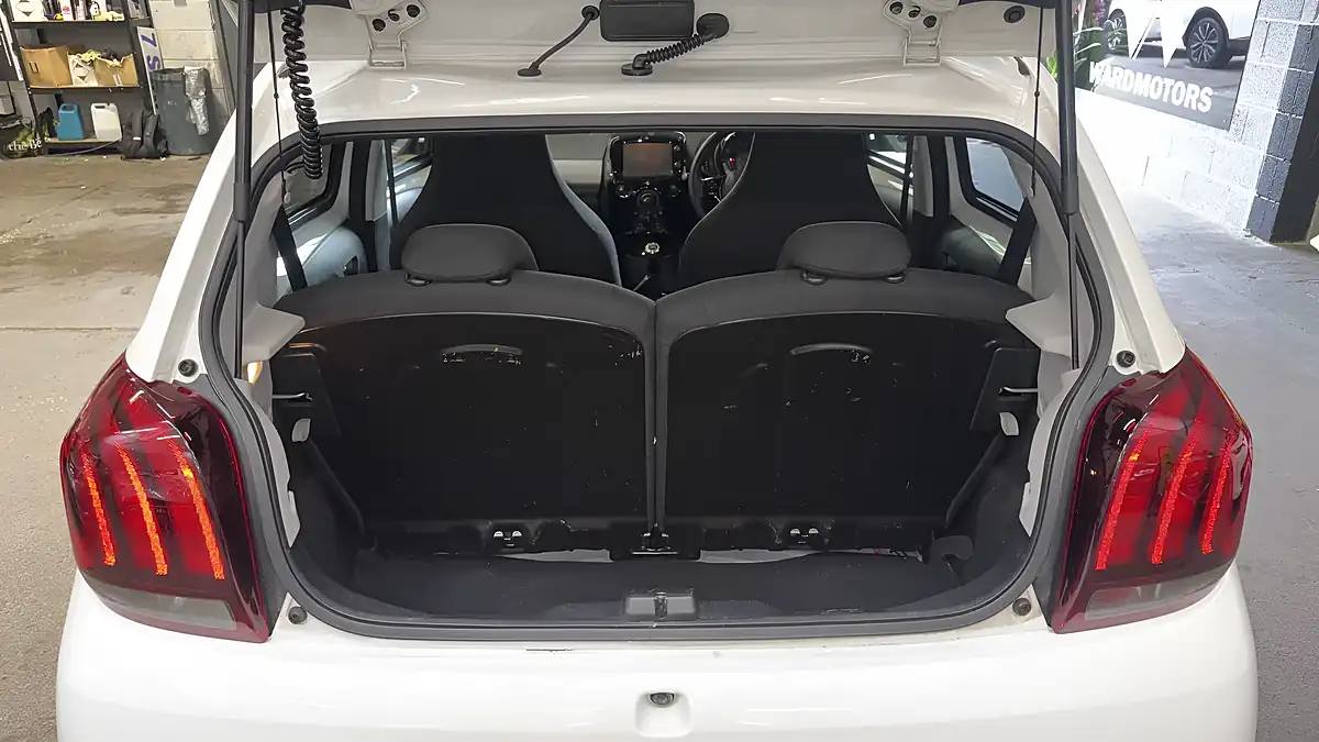 Used 2017 Peugeot 108 Allure White - Interior and Exterior details 15