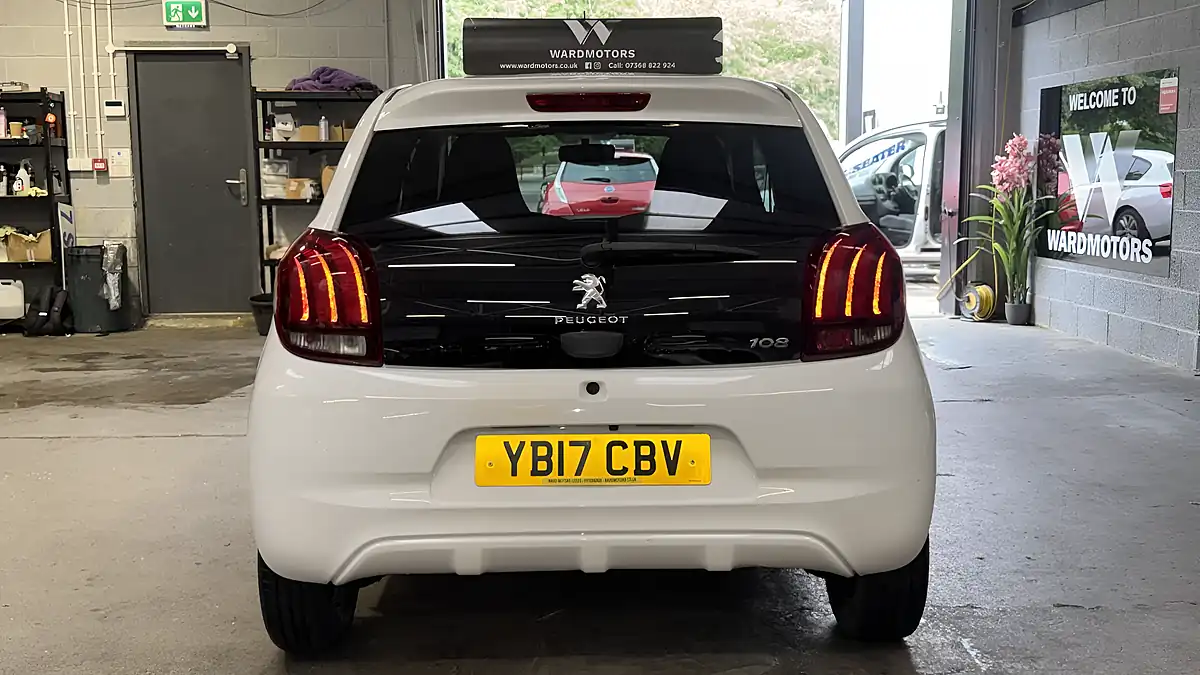 Used 2017 Peugeot 108 Allure White - Interior and Exterior details 6