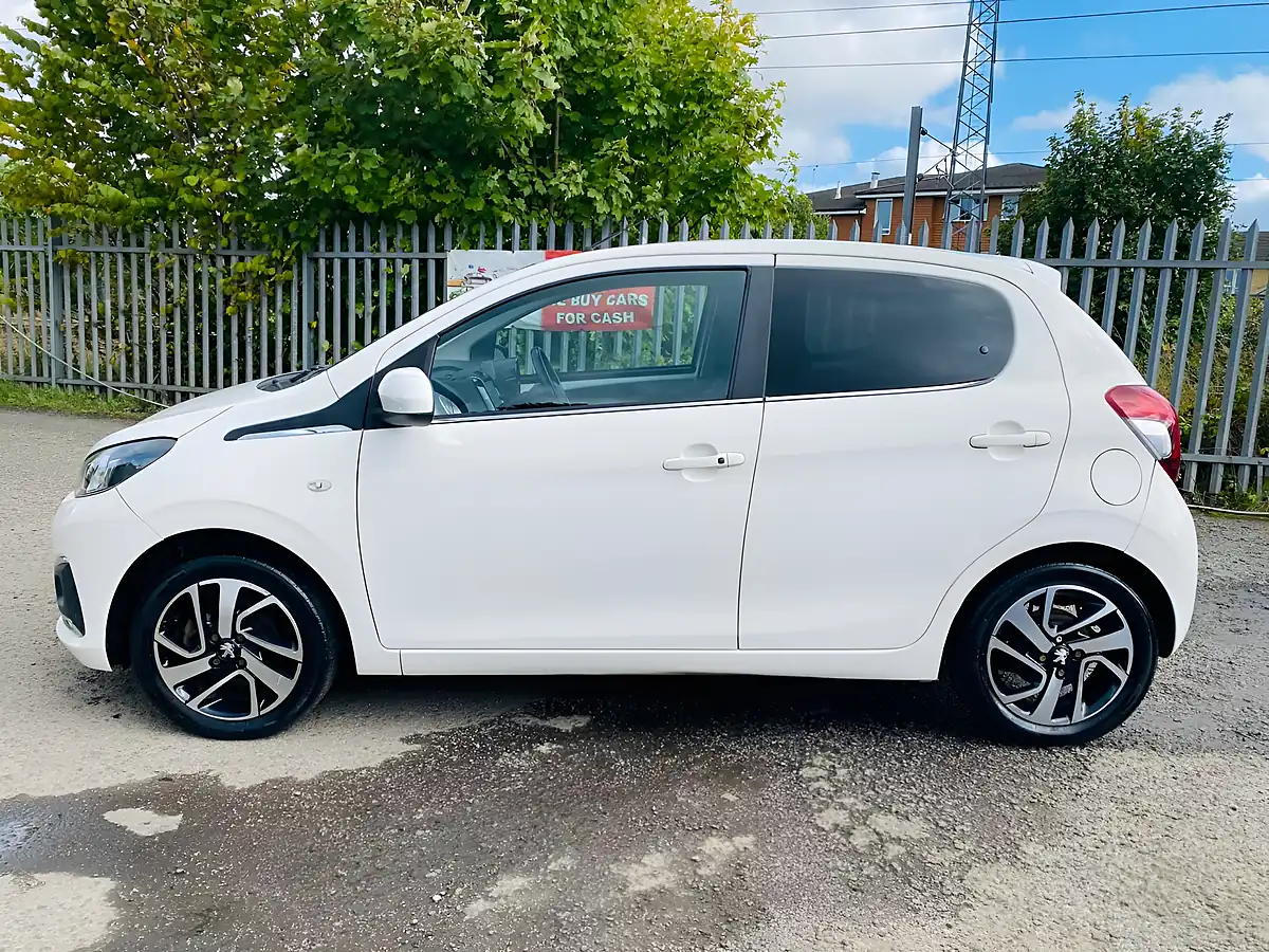 Used 2017 Peugeot 108 Allure White - Interior and Exterior details 10