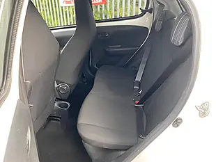 Used 2017 Peugeot 108 Allure White - Interior and Exterior details 14