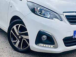 Used 2017 Peugeot 108 Allure White - Interior and Exterior details 4