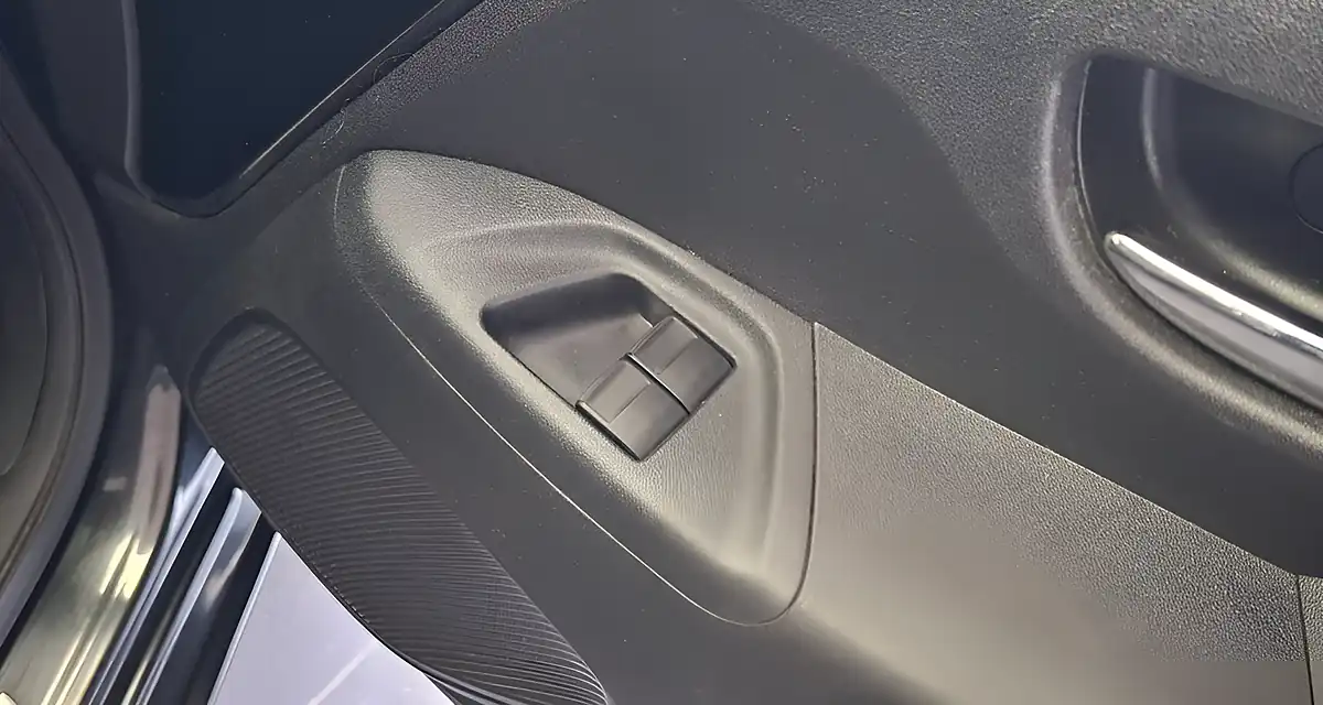 Used 2017 Peugeot 108 GT Line Black - Interior and Exterior details 11