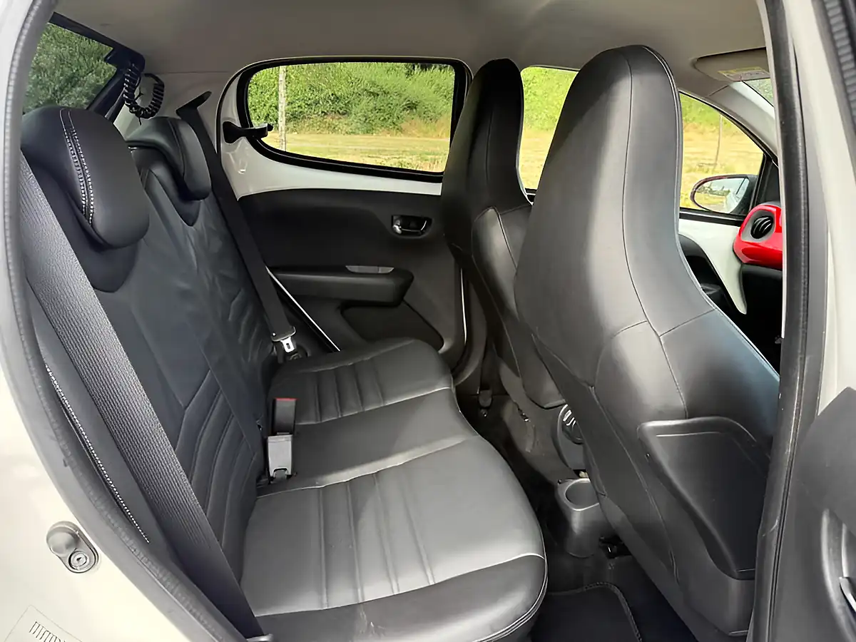 Used 2017 Peugeot 108 GT Line Diamond White - Interior and Exterior details 13