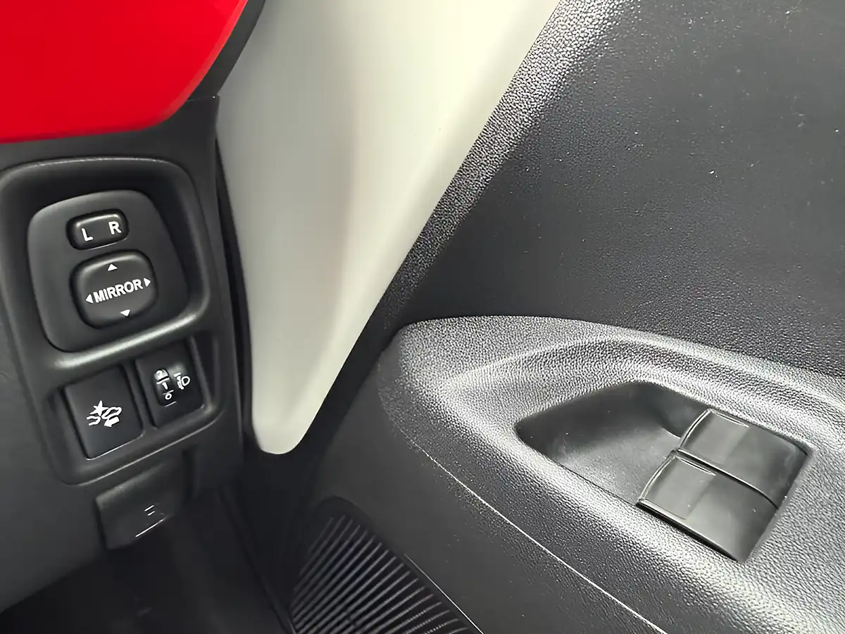 Used 2017 Peugeot 108 GT Line Diamond White - Interior and Exterior details 20