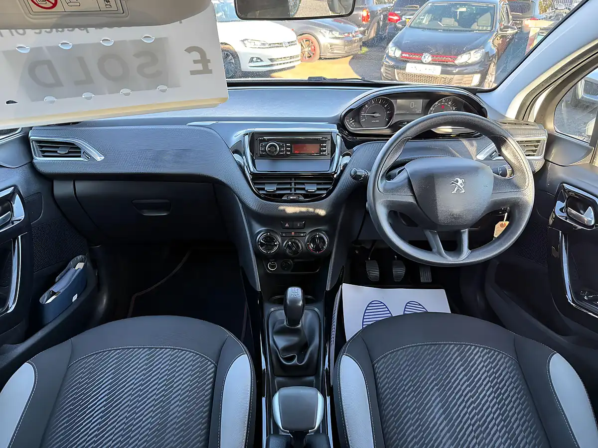 Used 2017 Peugeot 2008 Access (a/C) White - Interior and Exterior details 3