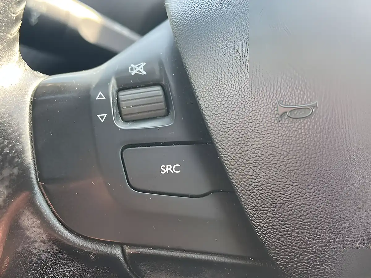 Used 2017 Peugeot 2008 Active Nimbus Grey - Interior and Exterior details 17