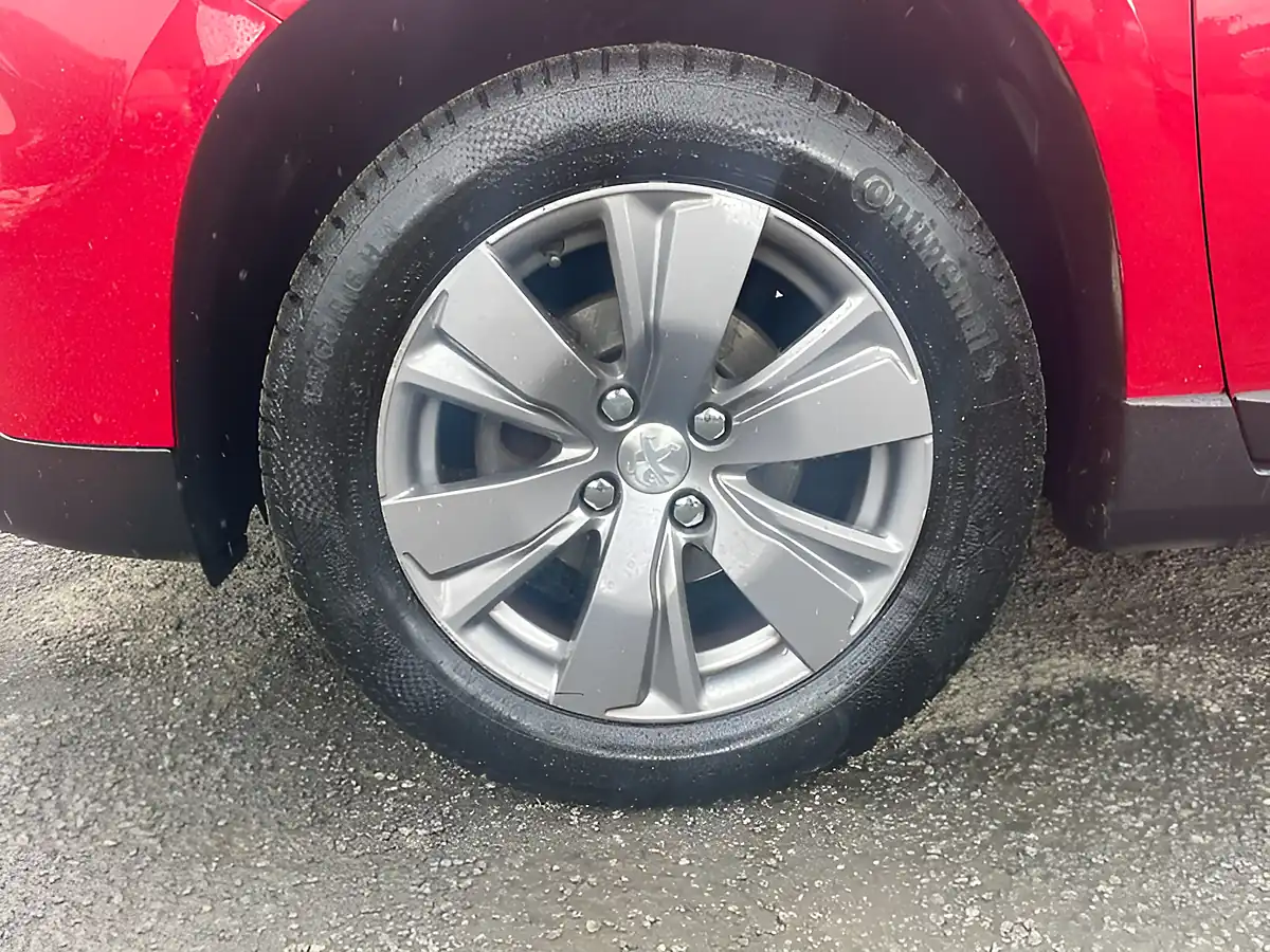 Used 2017 Peugeot 2008 Active Red - Interior and Exterior details 3