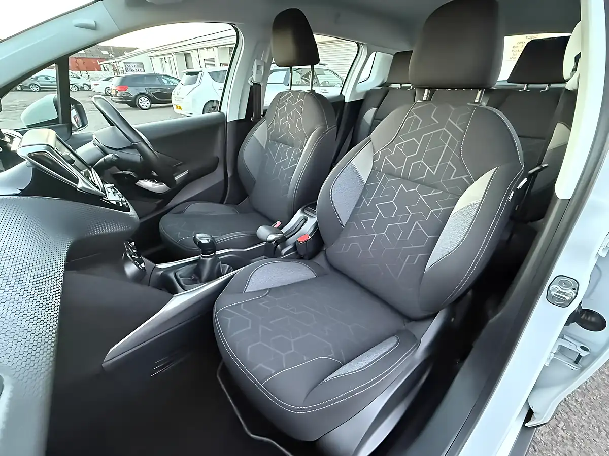 Used 2017 Peugeot 2008 Active White - Interior and Exterior details 15