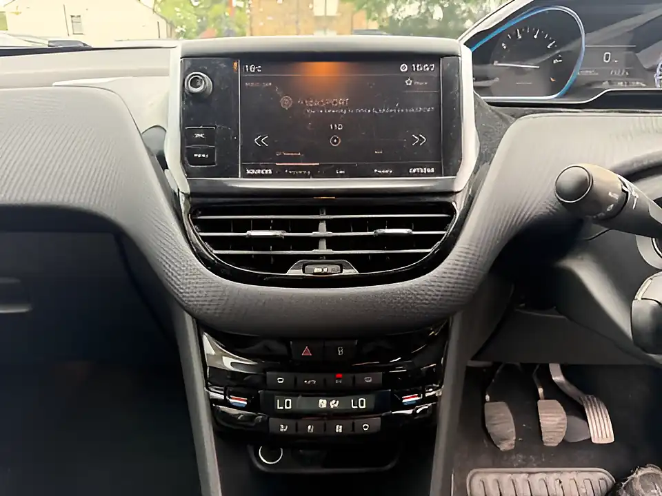 Used 2017 Peugeot 2008 Allure Black - Interior and Exterior details 9