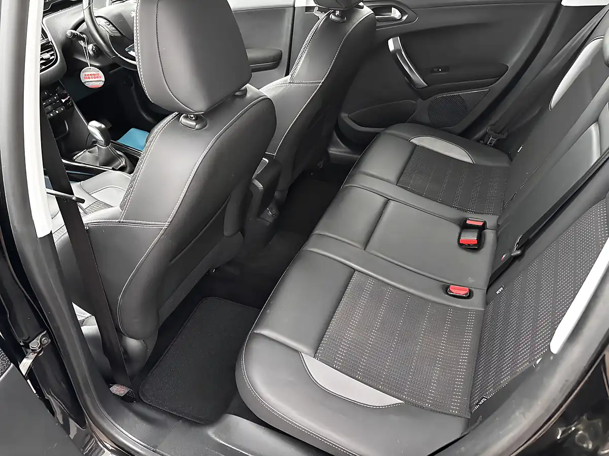 Used 2017 Peugeot 2008 Allure Black - Interior and Exterior details 17