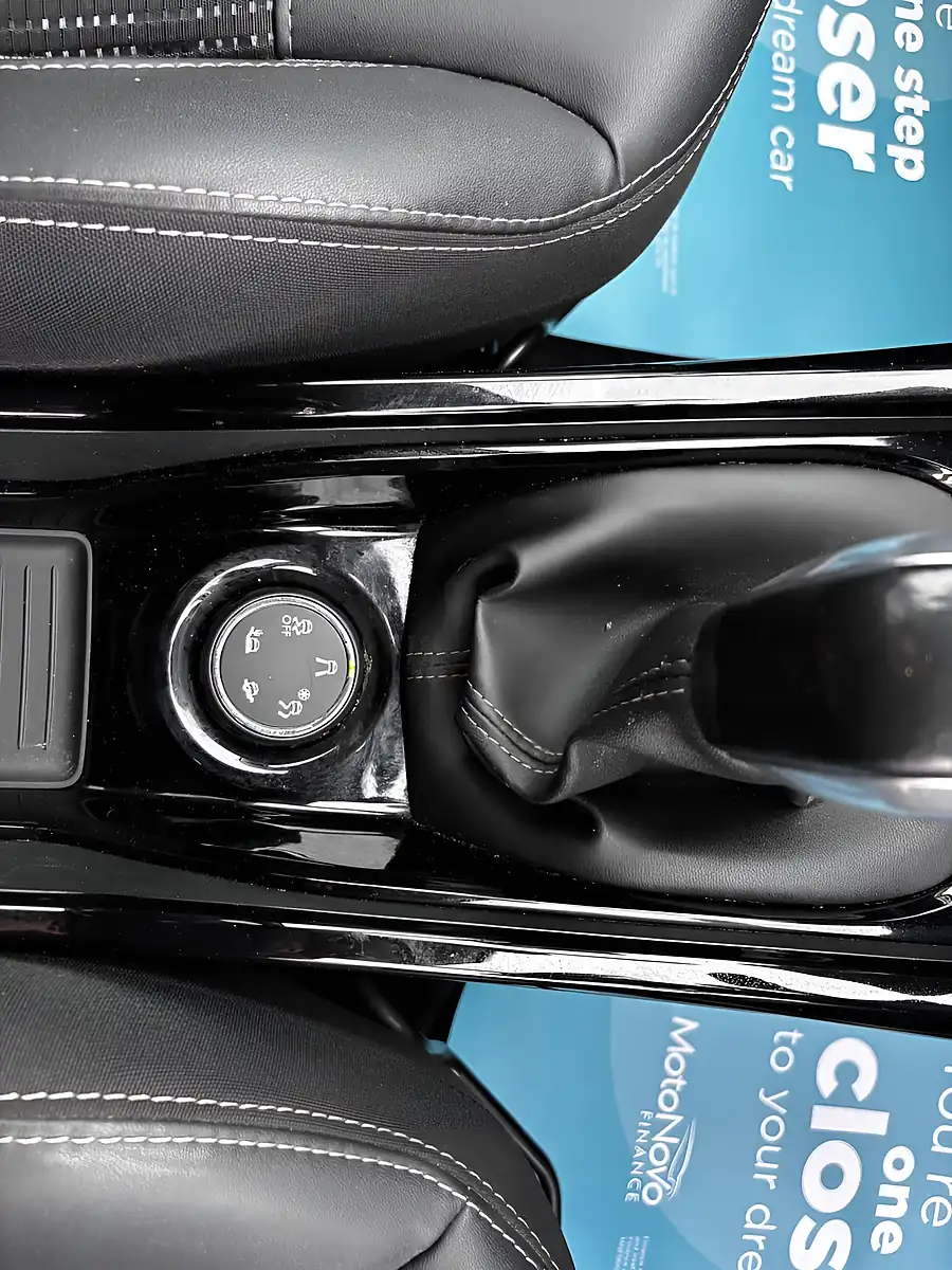 Used 2017 Peugeot 2008 Allure Black - Interior and Exterior details 18