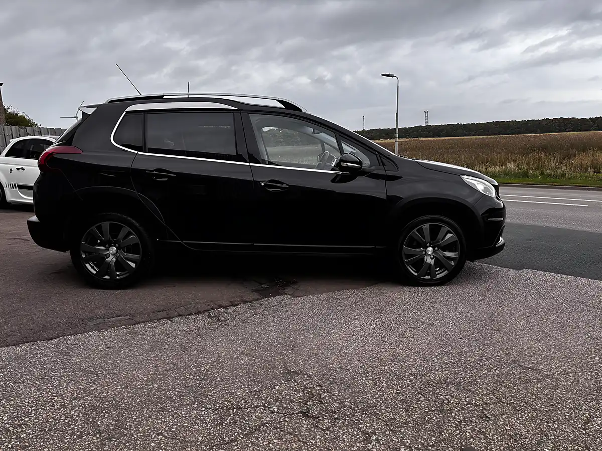 Used 2017 Peugeot 2008 Allure Black - Interior and Exterior details 8