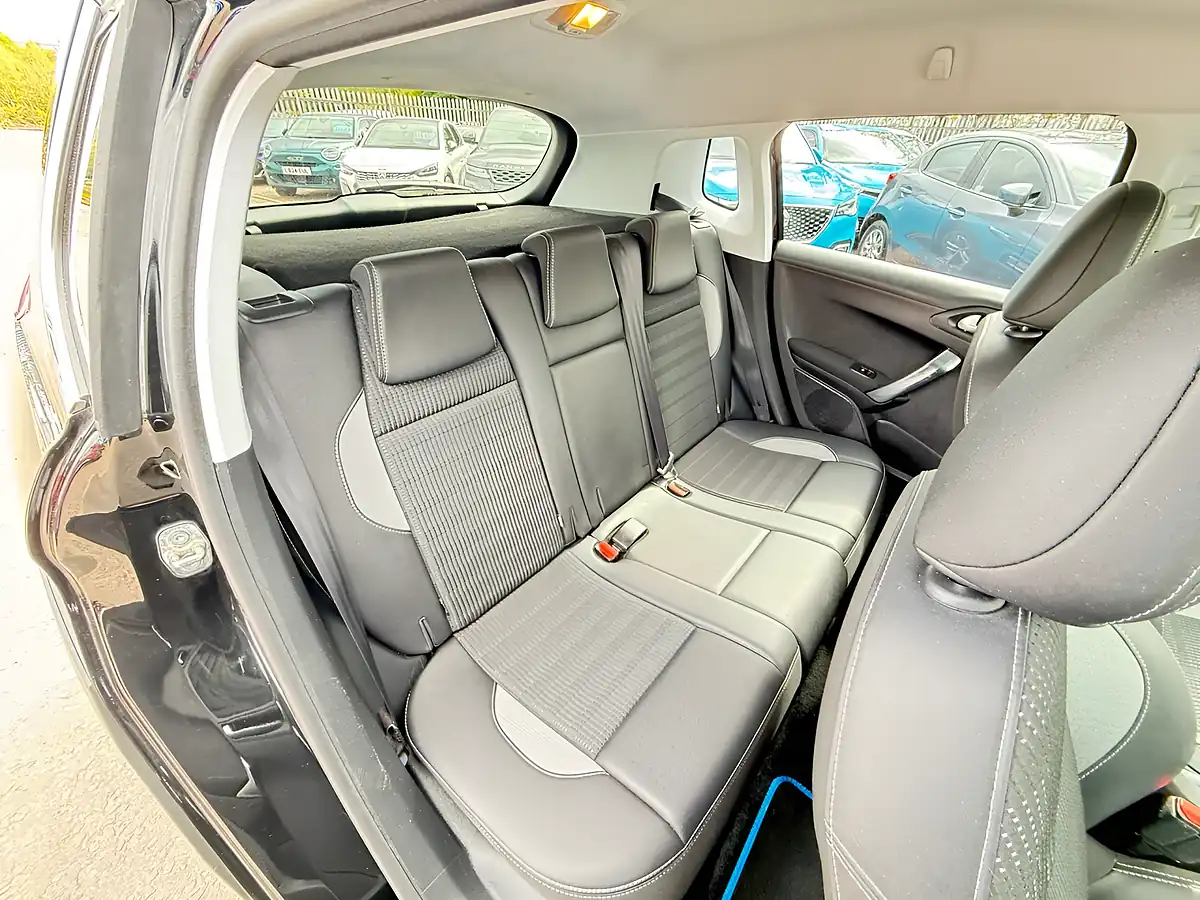 Used 2017 Peugeot 2008 Allure Black - Interior and Exterior details 12