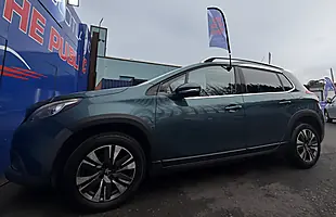 Used 2017 Peugeot 2008 Allure Green - Interior and Exterior details 13