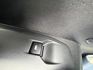 Used 2017 Peugeot 2008 Allure Green - Interior and Exterior details 19
