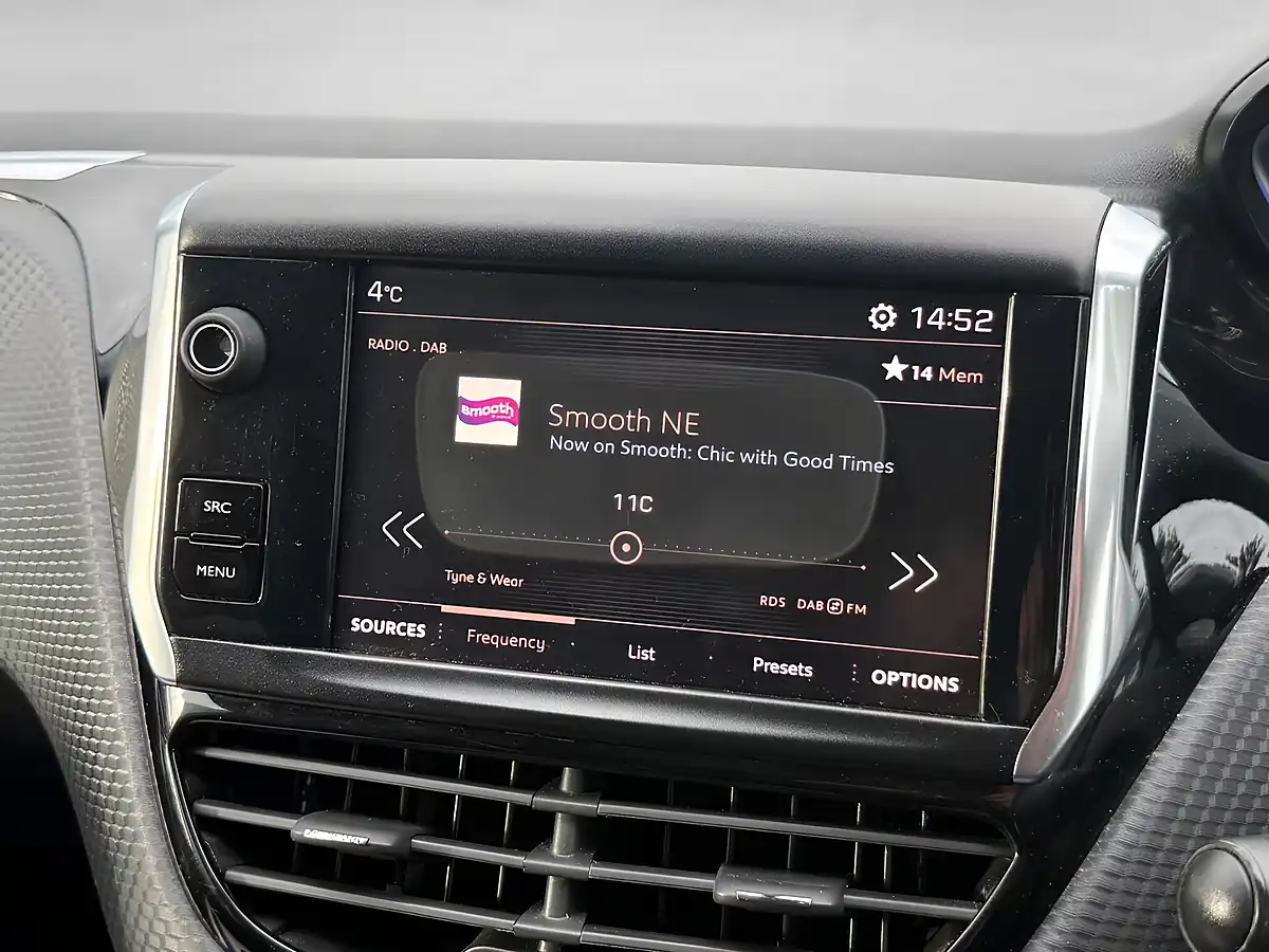 Used 2017 Peugeot 2008 Allure Grey - Interior and Exterior details 15