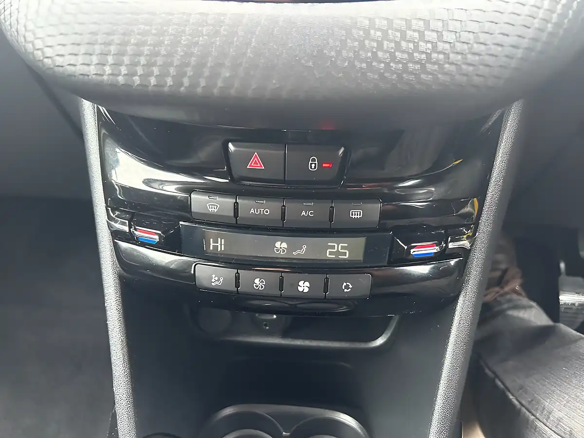 Used 2017 Peugeot 2008 Allure Grey - Interior and Exterior details 12