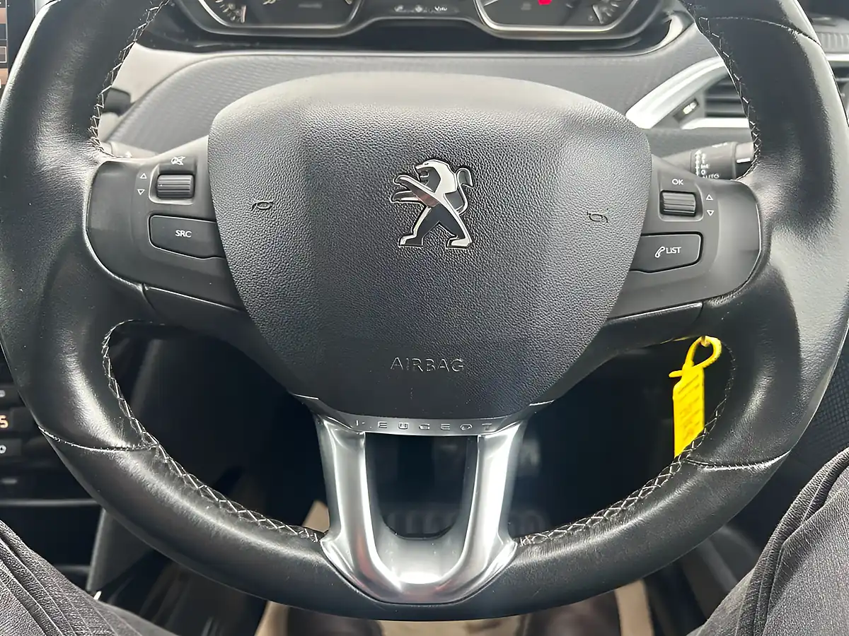 Used 2017 Peugeot 2008 Allure Grey - Interior and Exterior details 16