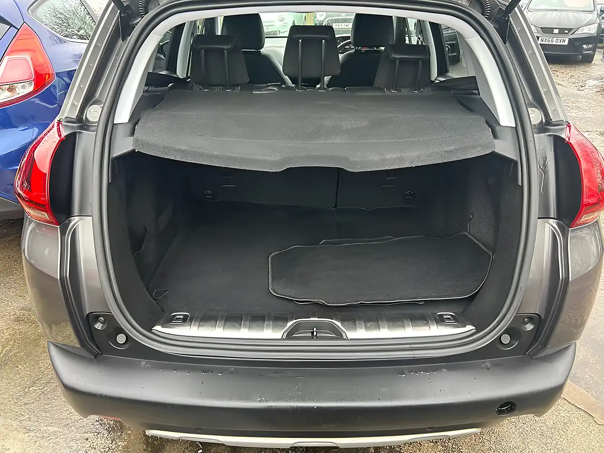 Used 2017 Peugeot 2008 Allure Grey - Interior and Exterior details 7