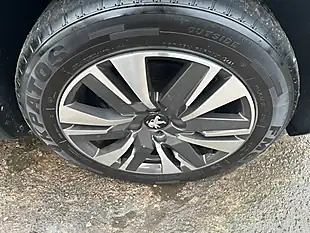 Used 2017 Peugeot 2008 Allure Grey - Interior and Exterior details 8