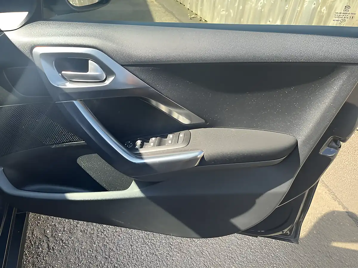 Used 2017 Peugeot 2008 Allure Grey - Interior and Exterior details 12