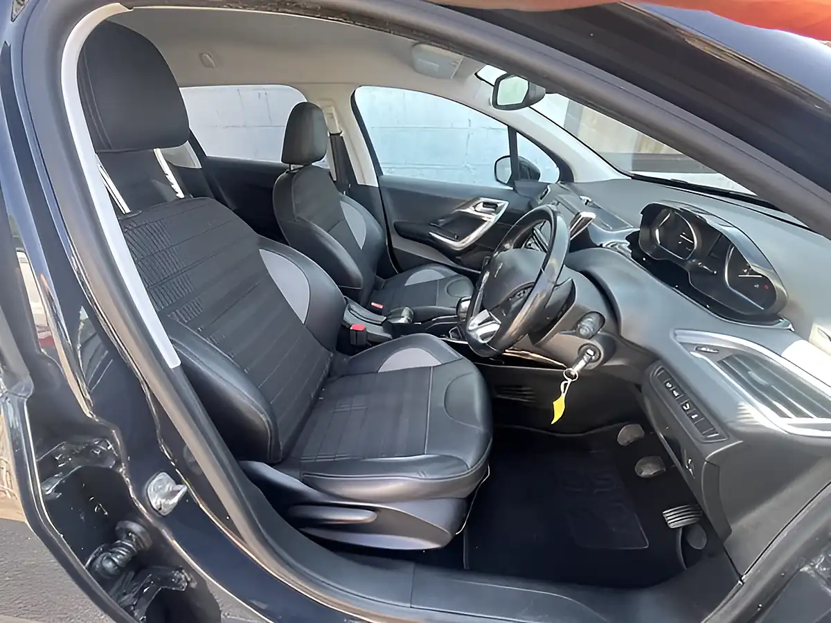 Used 2017 Peugeot 2008 Allure Grey - Interior and Exterior details 3
