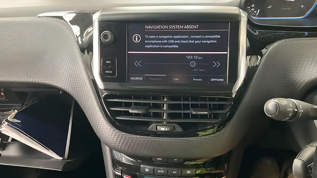 Used 2017 Peugeot 2008 Allure Grey - Interior and Exterior details 12