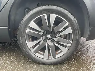 Used 2017 Peugeot 2008 Allure Grey - Interior and Exterior details 6