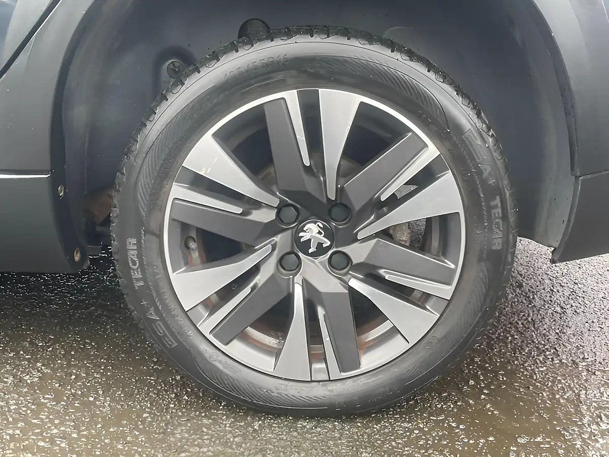 Used 2017 Peugeot 2008 Allure Grey - Interior and Exterior details 6