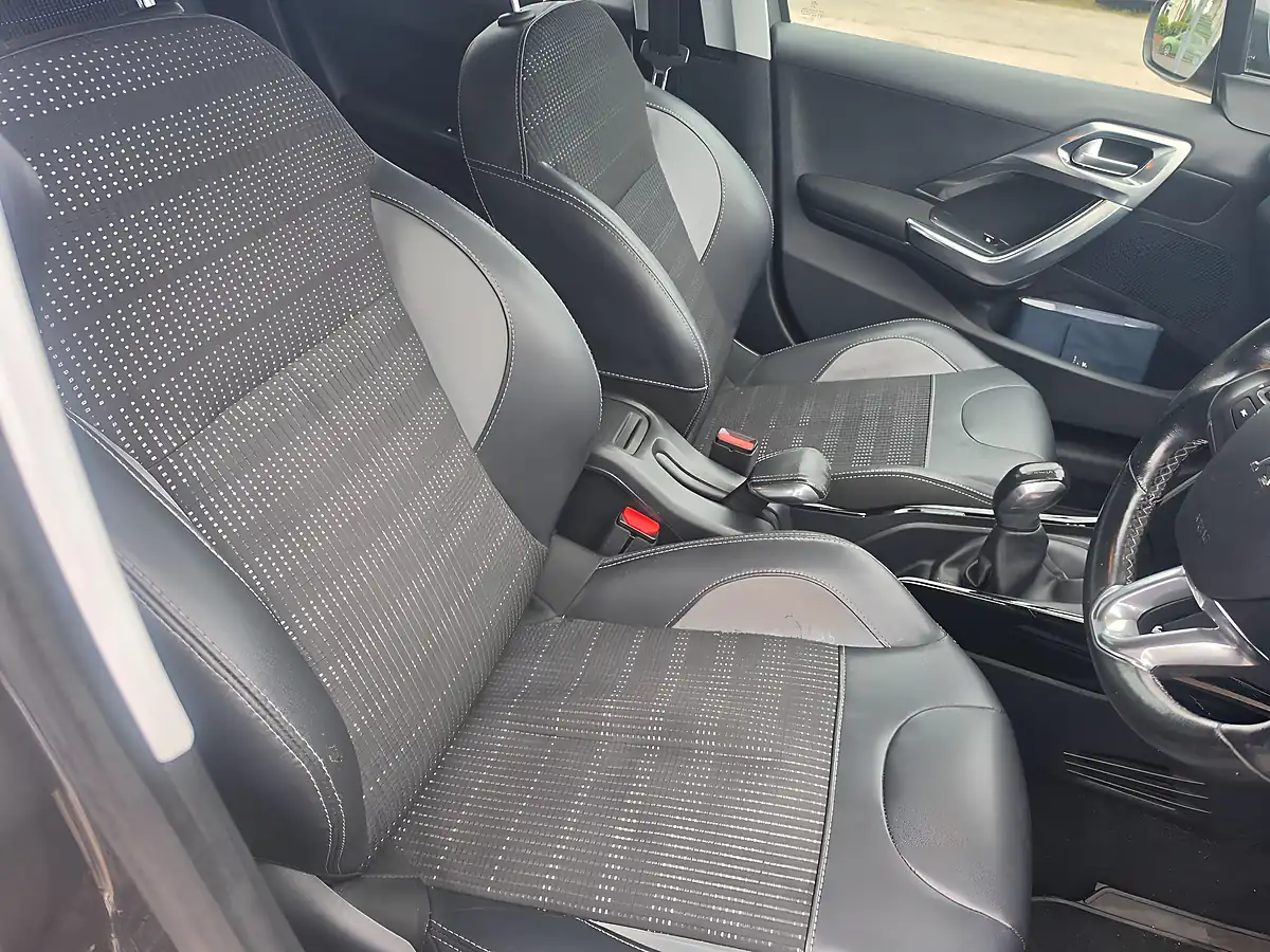 Used 2017 Peugeot 2008 Allure Grey - Interior and Exterior details 12
