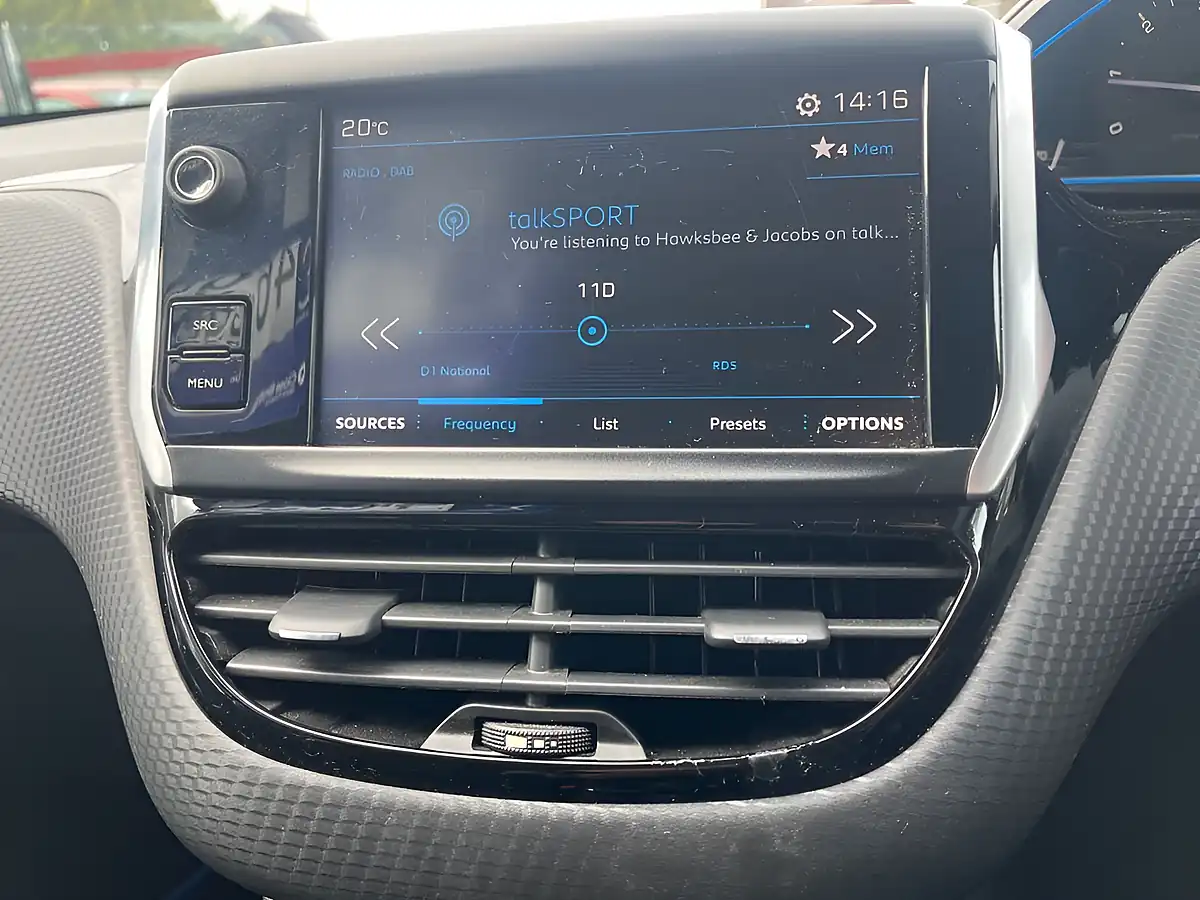 Used 2017 Peugeot 2008 Allure Grey - Interior and Exterior details 9