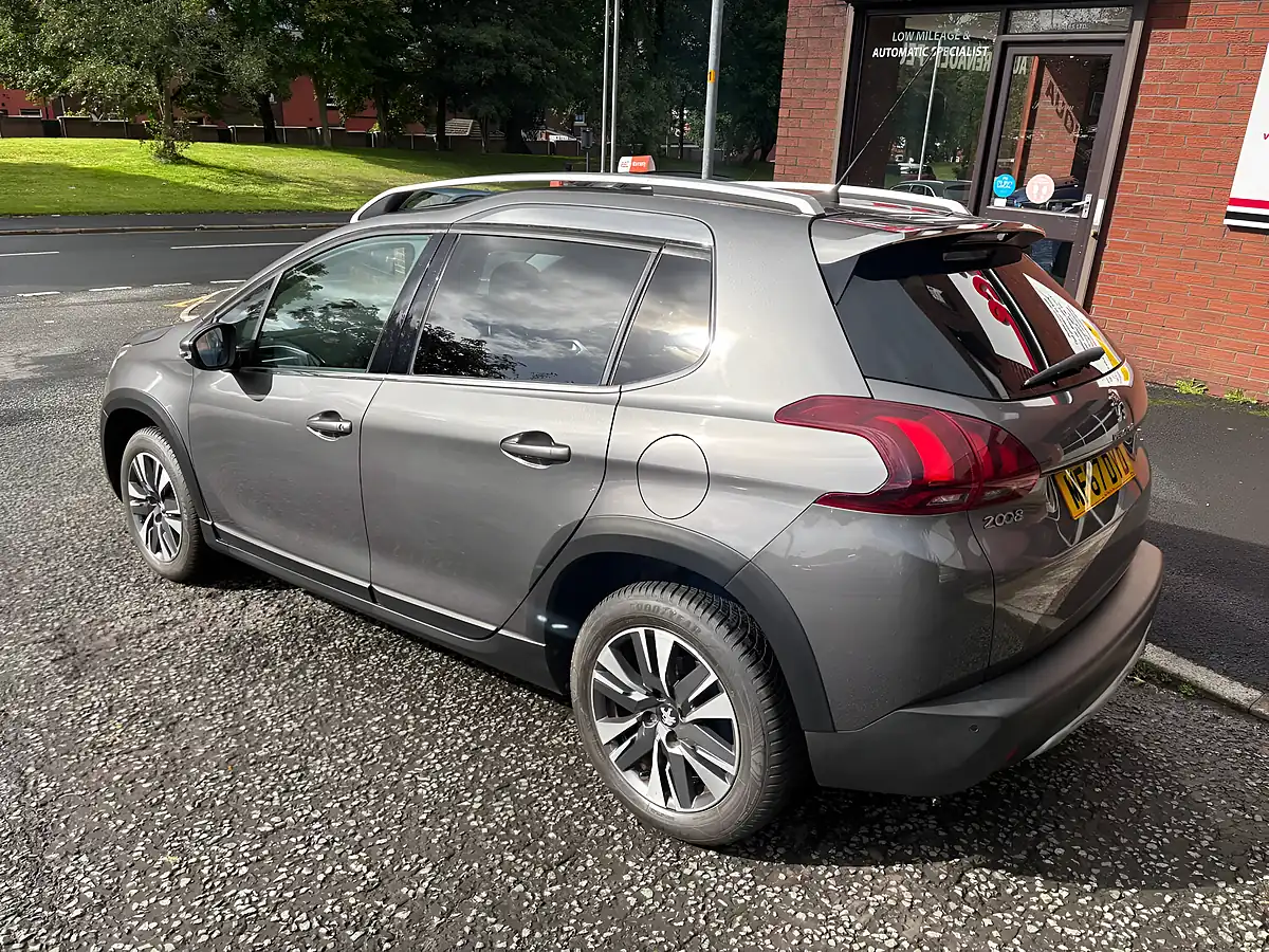 Used 2017 Peugeot 2008 Allure Grey - Interior and Exterior details 5