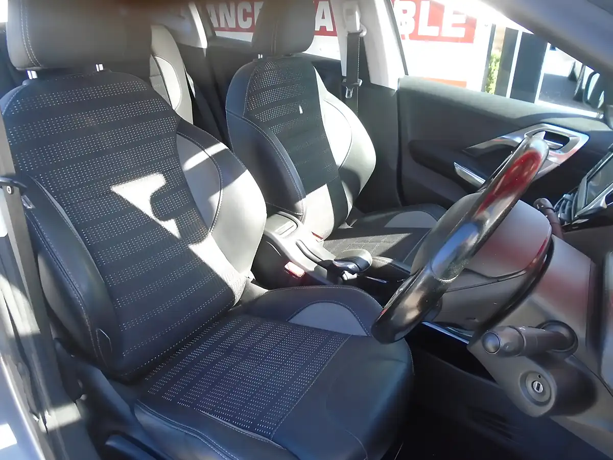 Used 2017 Peugeot 2008 Allure Grey - Interior and Exterior details 10