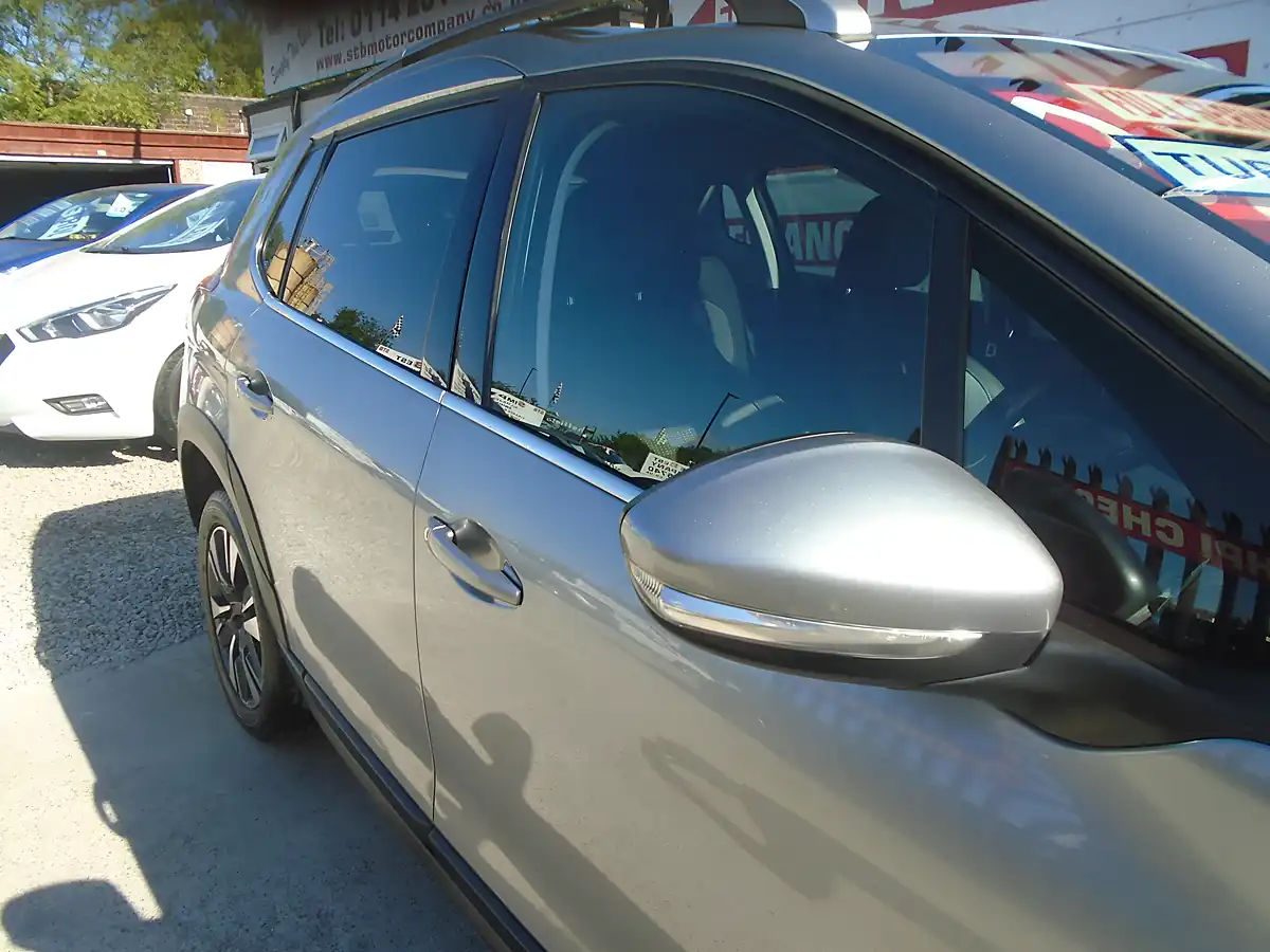 Used 2017 Peugeot 2008 Allure Grey - Interior and Exterior details 4