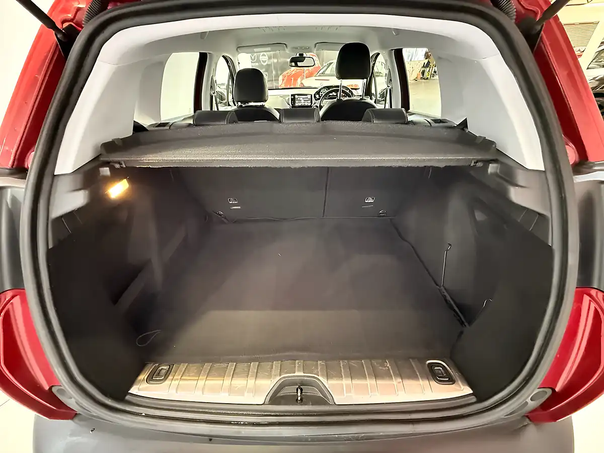 Used 2017 Peugeot 2008 Allure Red - Interior and Exterior details 19
