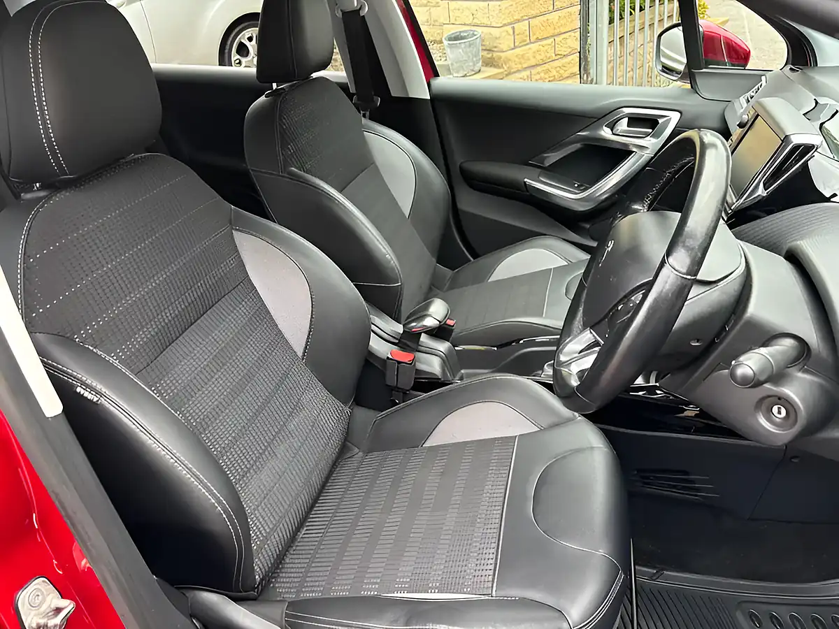 Used 2017 Peugeot 2008 Allure Red - Interior and Exterior details 12