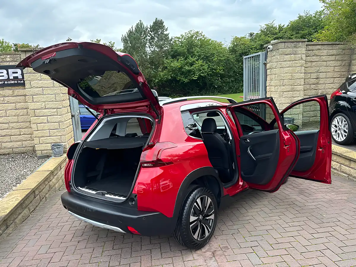 Used 2017 Peugeot 2008 Allure Red - Interior and Exterior details 19