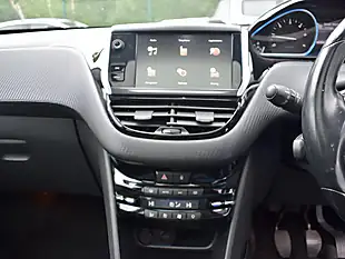 Used 2017 Peugeot 2008 Allure White - Interior and Exterior details 17