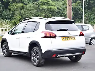 Used 2017 Peugeot 2008 Allure White - Interior and Exterior details 5