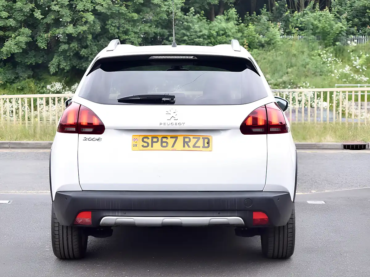 Used 2017 Peugeot 2008 Allure White - Interior and Exterior details 6