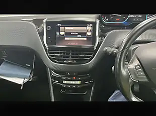 Used 2017 Peugeot 2008 Allure White - Interior and Exterior details 13