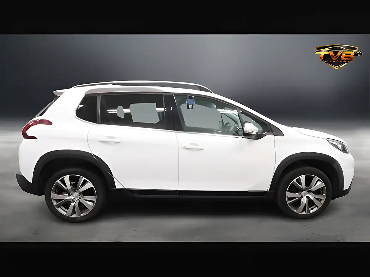Used 2017 Peugeot 2008 Allure White - Interior and Exterior details 6