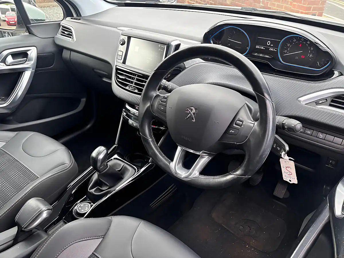 Used 2017 Peugeot 2008 Allure White - Interior and Exterior details 10