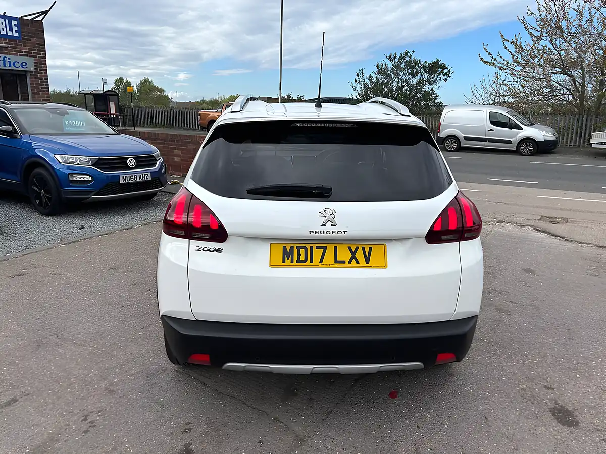 Used 2017 Peugeot 2008 Allure White - Interior and Exterior details 12