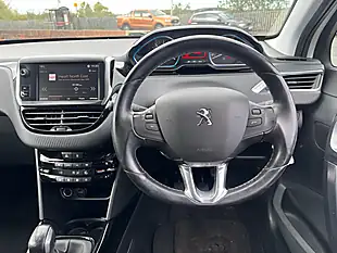 Used 2017 Peugeot 2008 Allure White - Interior and Exterior details 15