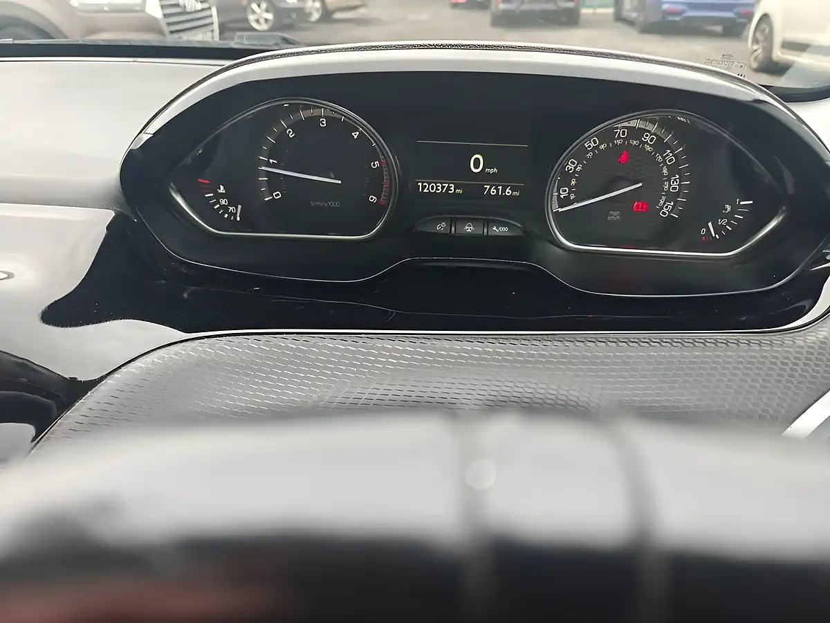 Used 2017 Peugeot 2008 GT Line Black - Interior and Exterior details 5