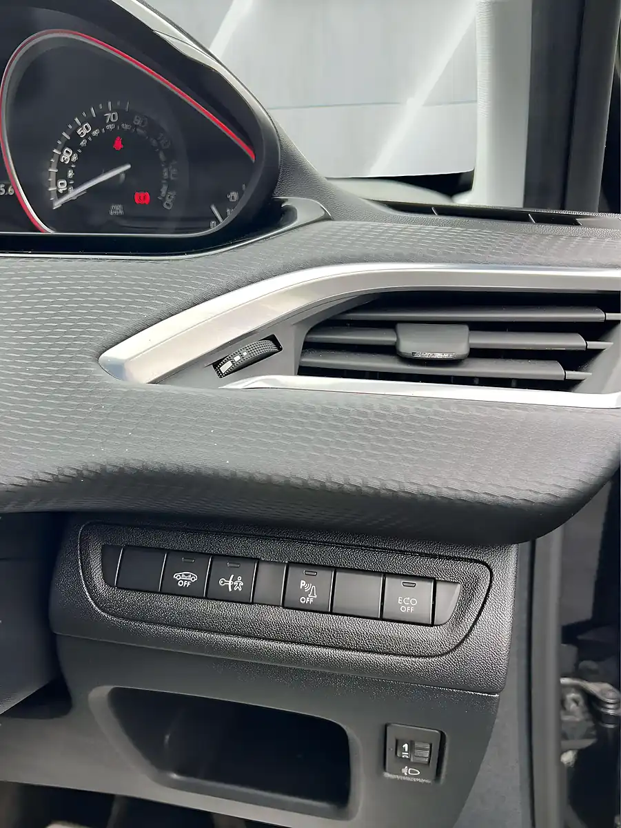 Used 2017 Peugeot 2008 GT Line Black - Interior and Exterior details 14