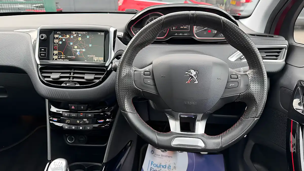 Used 2017 Peugeot 2008 GT Line Red - Interior and Exterior details 10